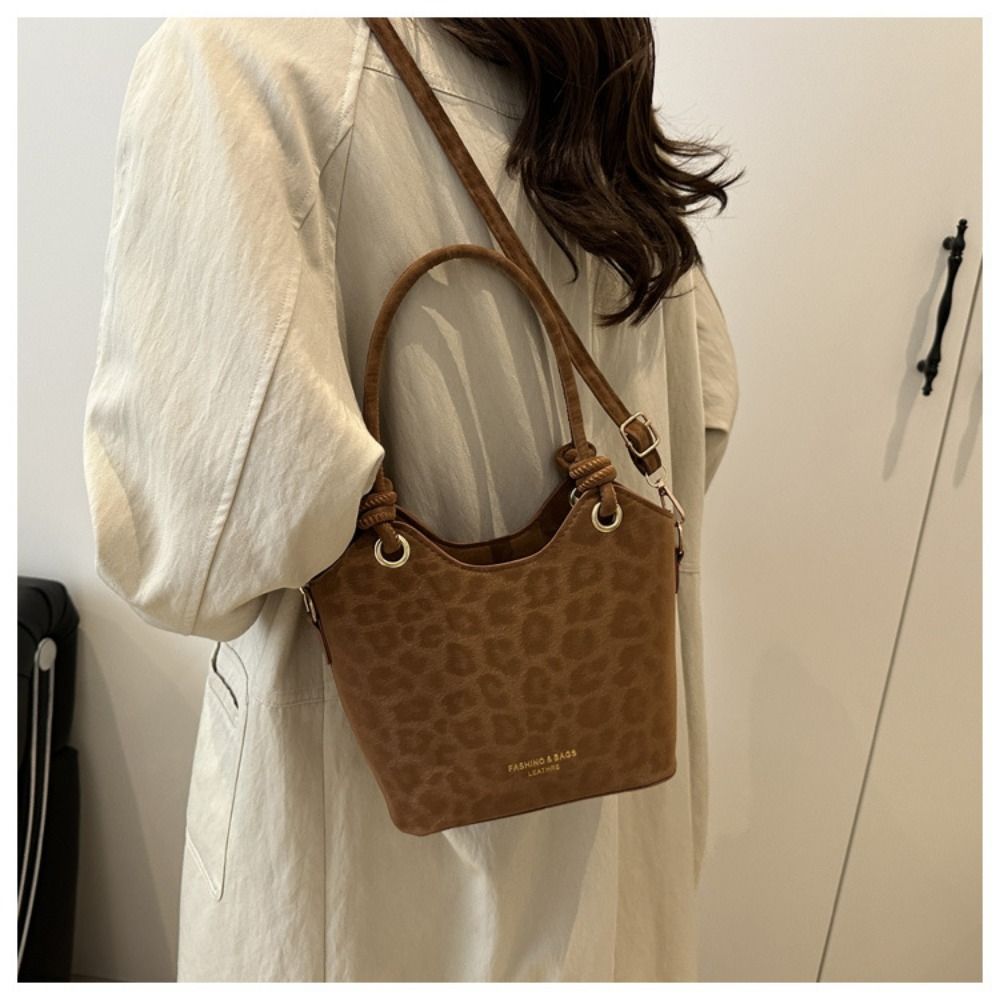 Portable Leopard Print Shoulde - огляд і ціна Leather Backpack Vintage